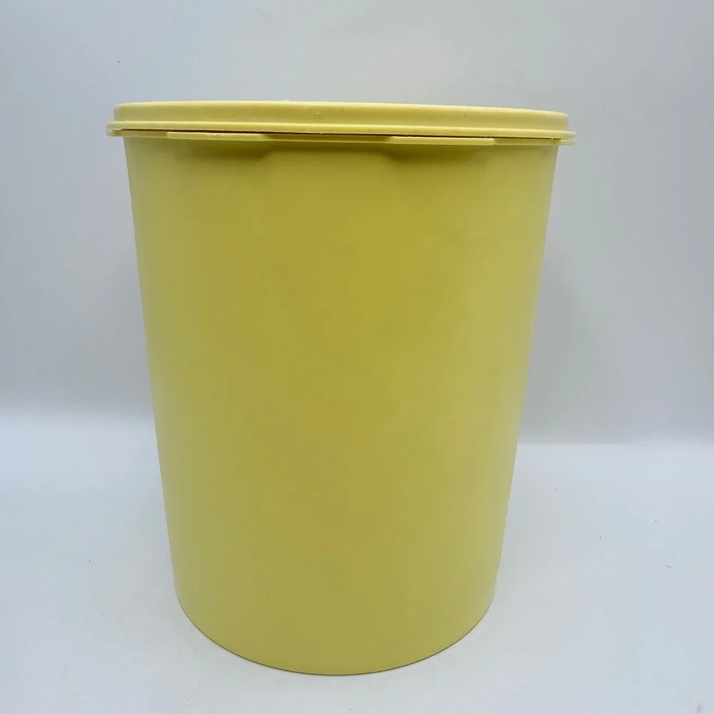 Vintage Tupperware Yellow Sunburst Servalier Canister Large 805-1 with Lid 806-6